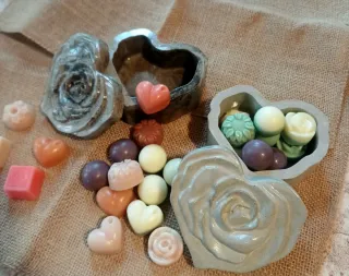 Cera aromática waxmelts corazón de cemento.