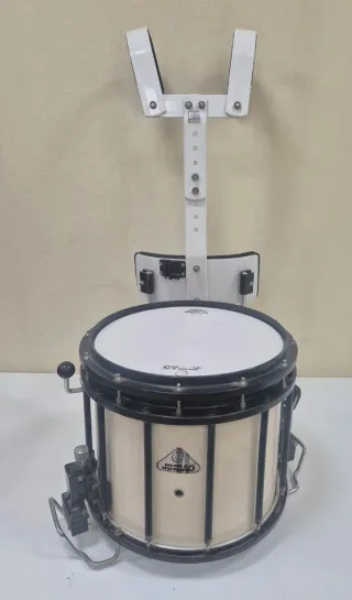 Timbal de marcha con hombrera