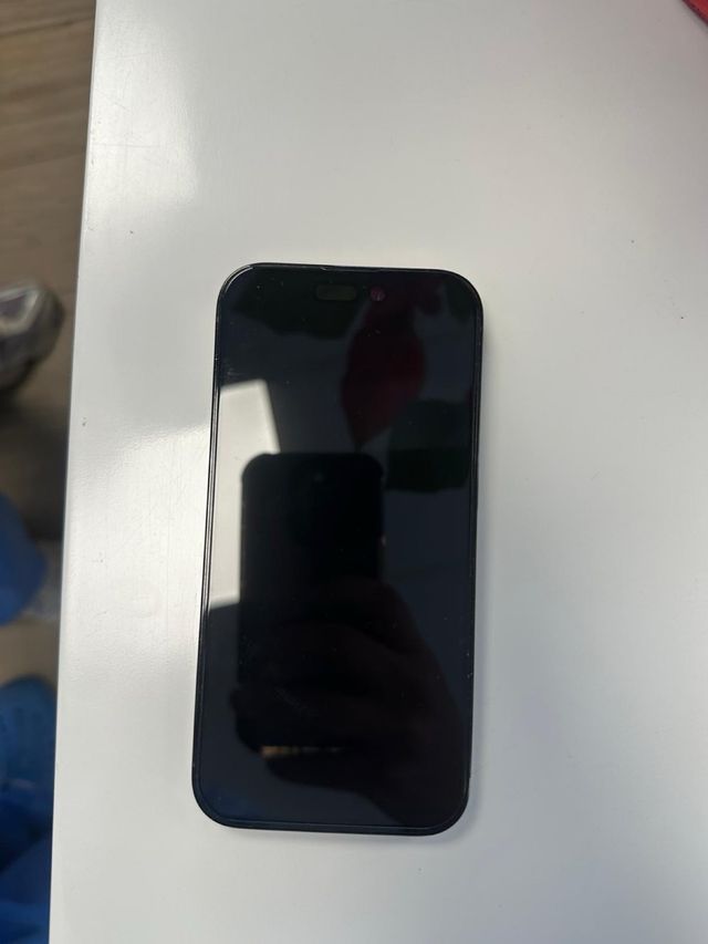 iPhone 14 Pro 128GB, bateria 77%