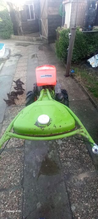 Motoazada motocultor agria 3000