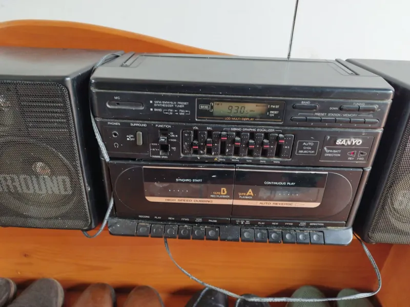 Radio Cassette Sanyo con Ecualizador afbeelding 2