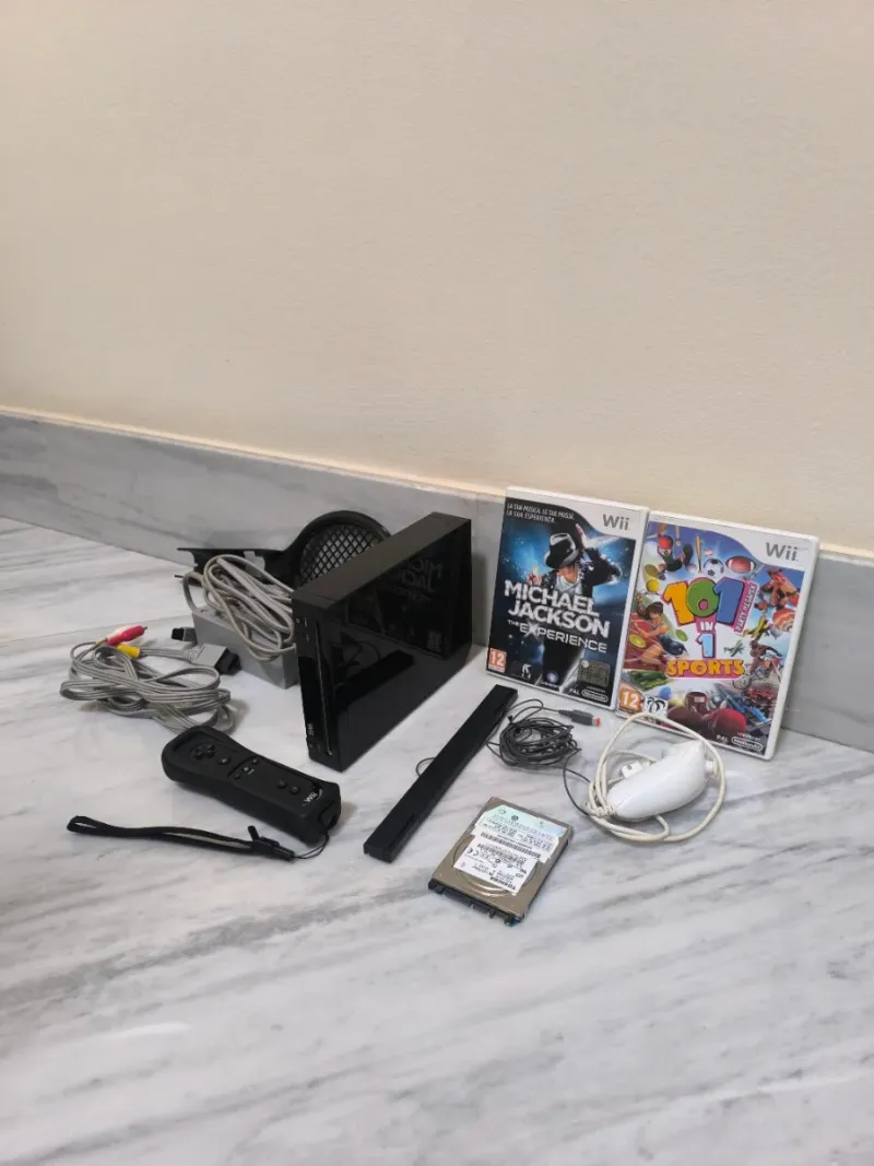 Nintendo Wii Black Edition+ HDD, Accesorios, Juegos afbeelding 2
