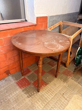 GRATIS Mesa redonda de madera