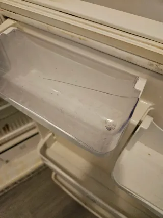 Nevera blanca 145 cm