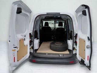 Ford Transit Courier 2021