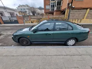 Mitsubishi Carisma 1998