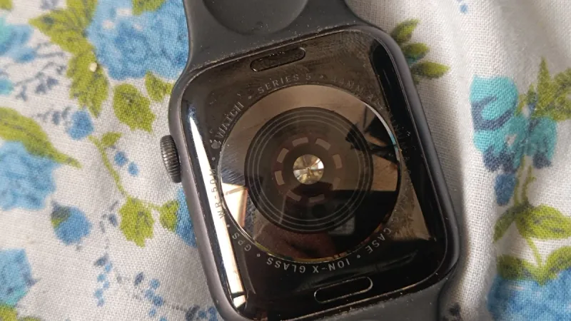 Apple Watch series 5 44MM afbeelding 4