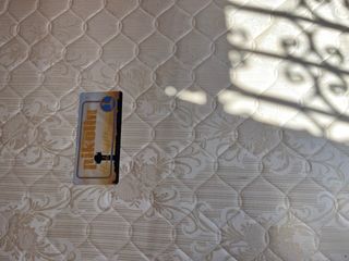 Somier + colchón cama 1,90 x 1,35.