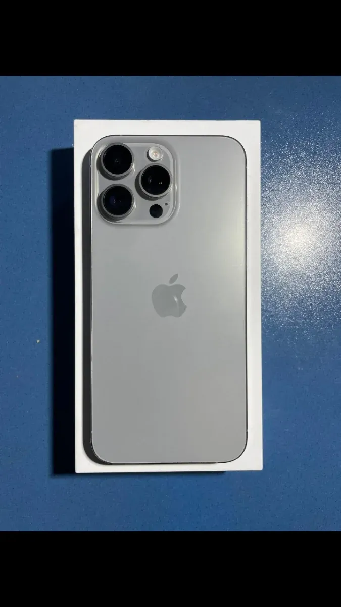 iPhone 15 Pro Max