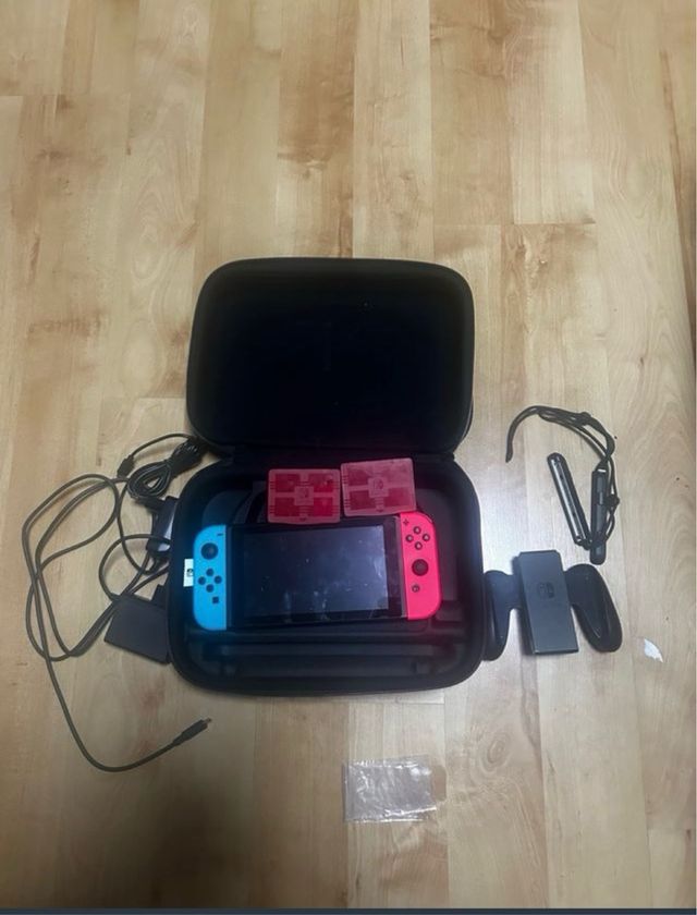 Nintendo Switch + Accesorios