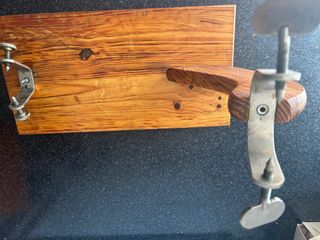 Jamonero madera con cajón para cuchillos