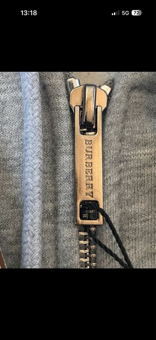 Sudadera Burberry Gris con Capucha
