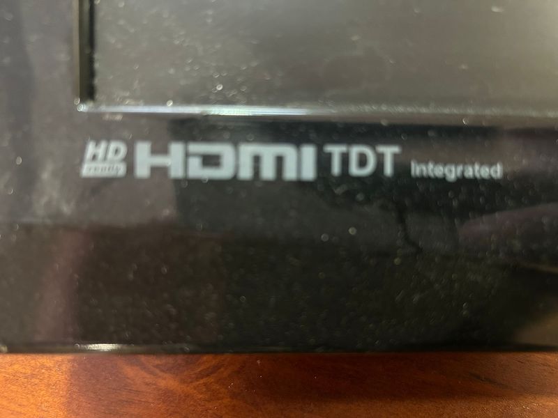 TV OKI 24 LED HD HDMI TDT y DVD Integrado afbeelding 5