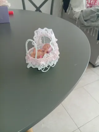 Carrito de bebé de arcilla
