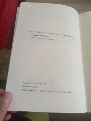 LA LITERATURA GRIEGA EN SUS TEXTOS