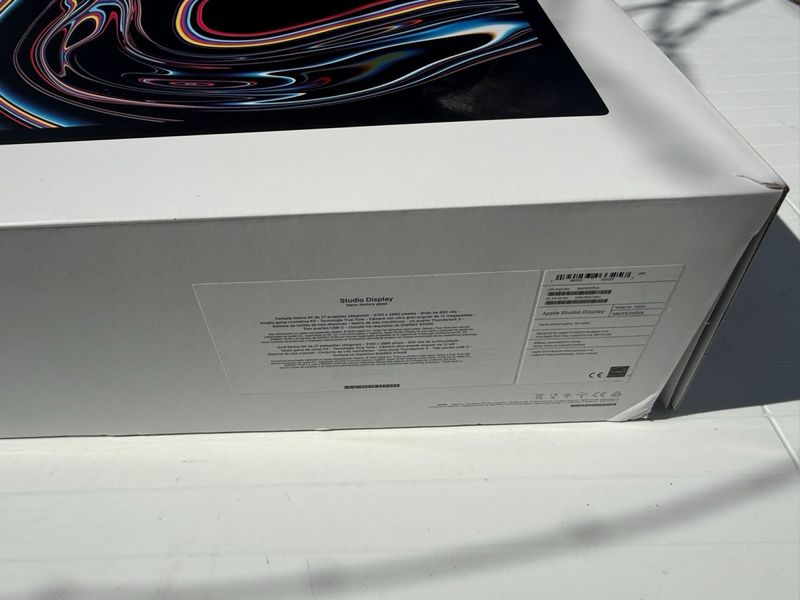 Caja Apple Studio Display 27 afbeelding 8