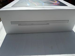 Caja Apple Studio Display 27