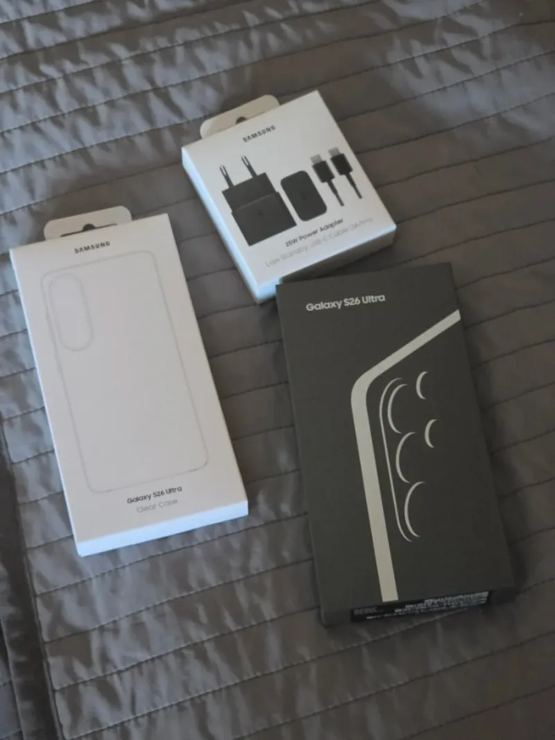 Samsung Galaxy S26 Ultra Funda y Cargador