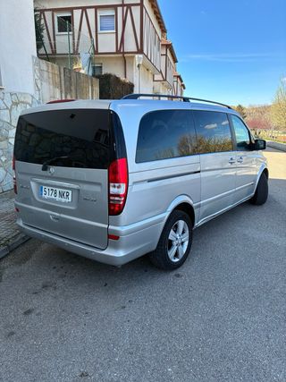 Mercedes-Benz Viano 2011