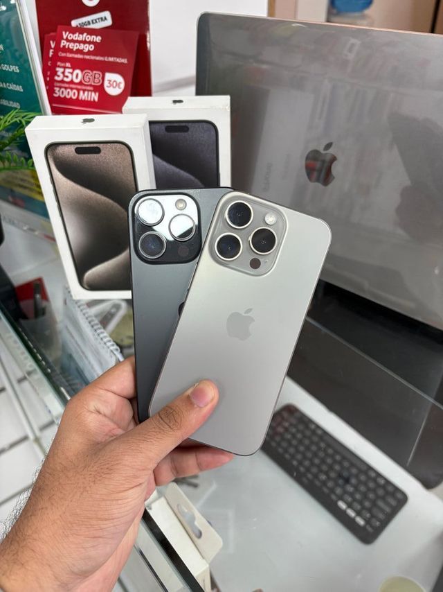 iPhone 15 Pro Semi Nuevo