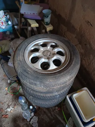 Llantas Seat León 2001 con Neumático