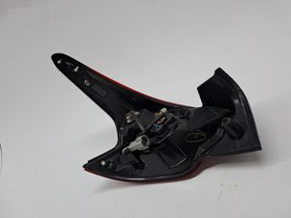 PILOTO TRASERO DERECHO NISSAN MICRA V (K14) 629075