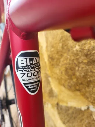 Bicicleta de carretera Conor