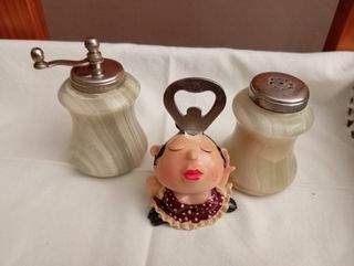 Molinillo y salero vintage mármol