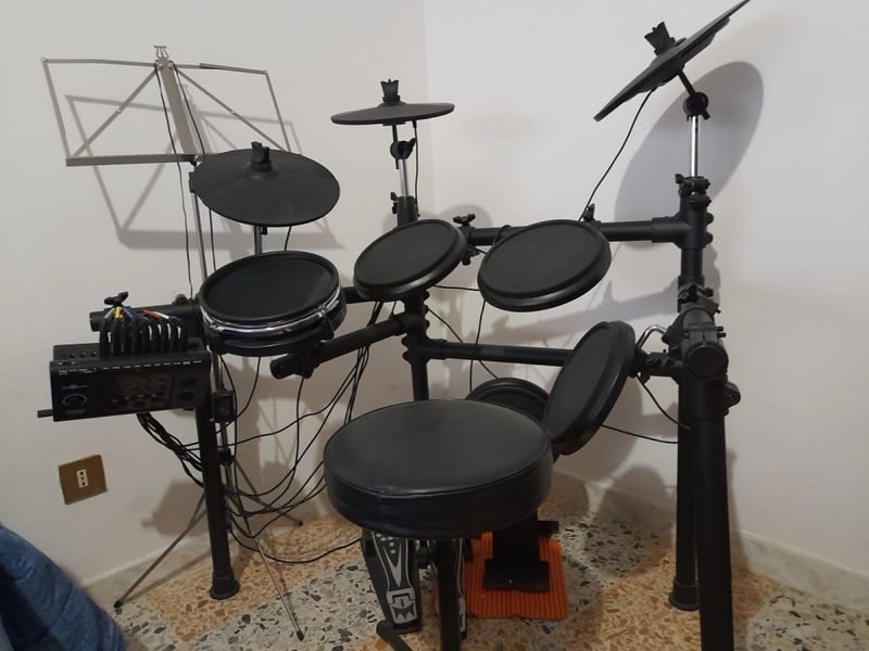 Batería electrónica Gear 4 Music