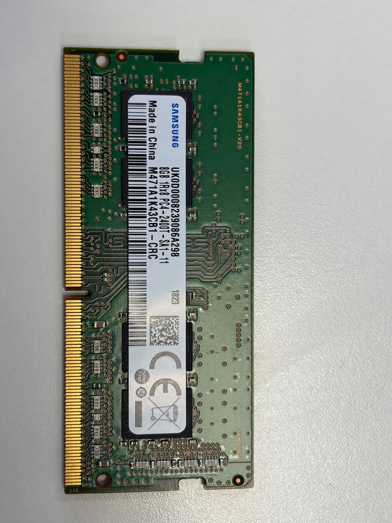 Módulo RAM Samsung 8GB DDR4 2400MHz
