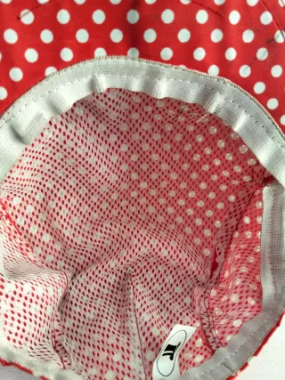 Gorra campera lunares roja y blanca