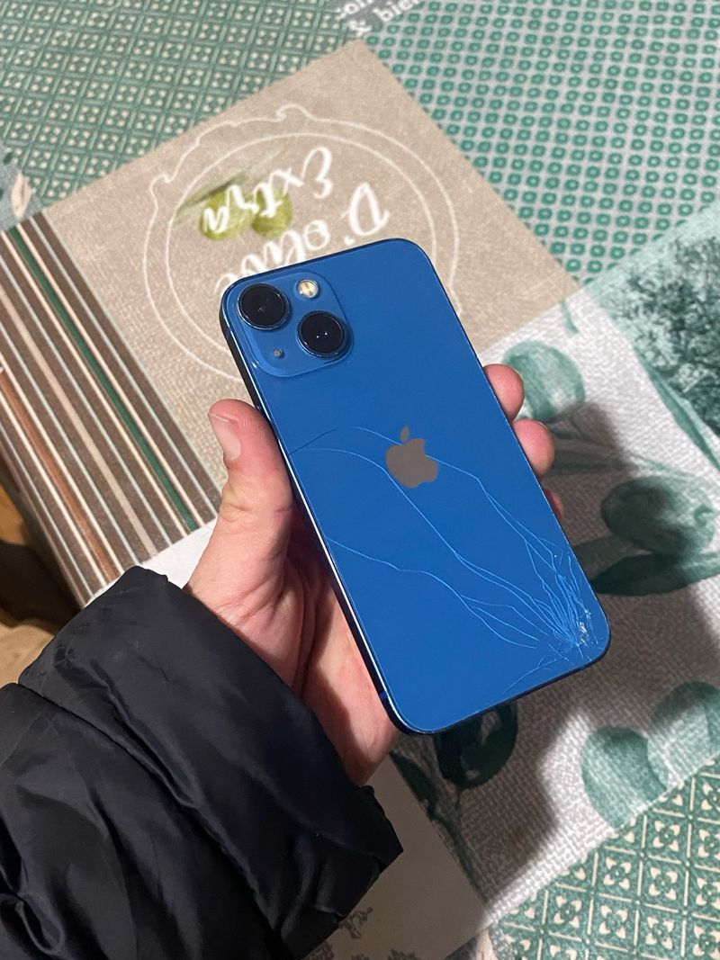 iPhone 13 mini azul