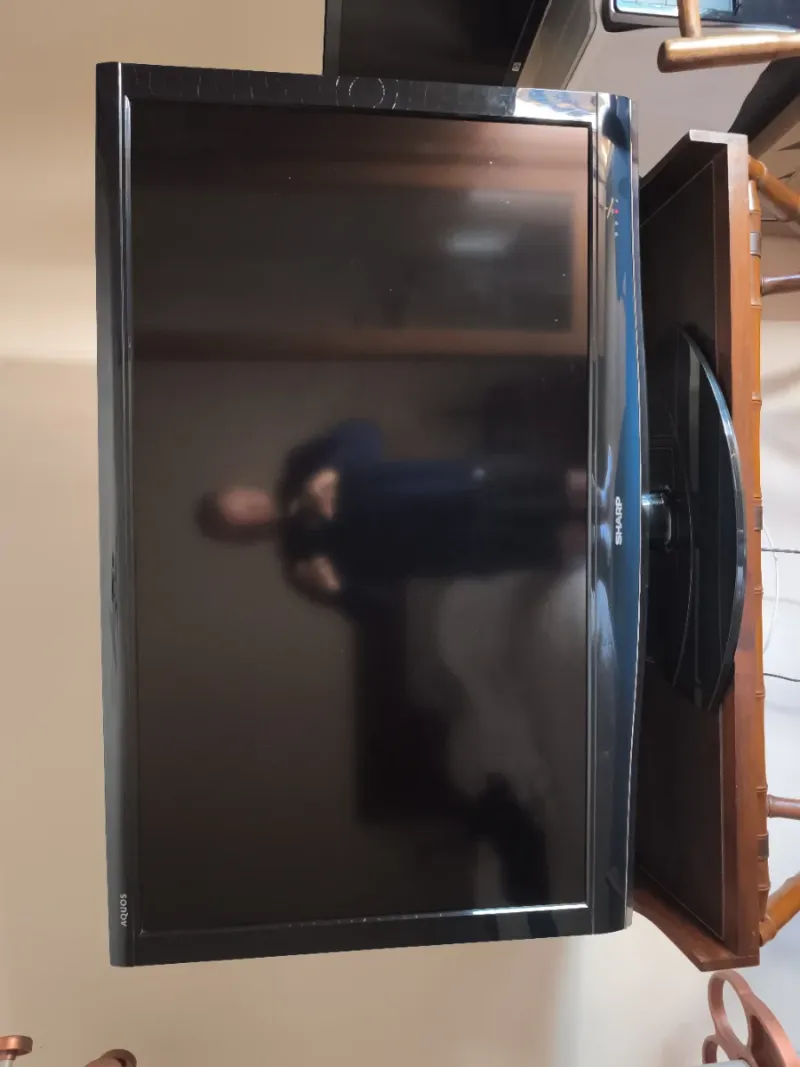 Televisión Sharp Aquos Negra 46Pulgadas