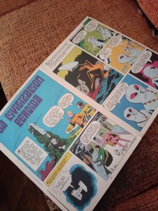 Revista perdidos en el espacio 1973