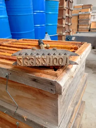 Marcador de colmenas a gas con números