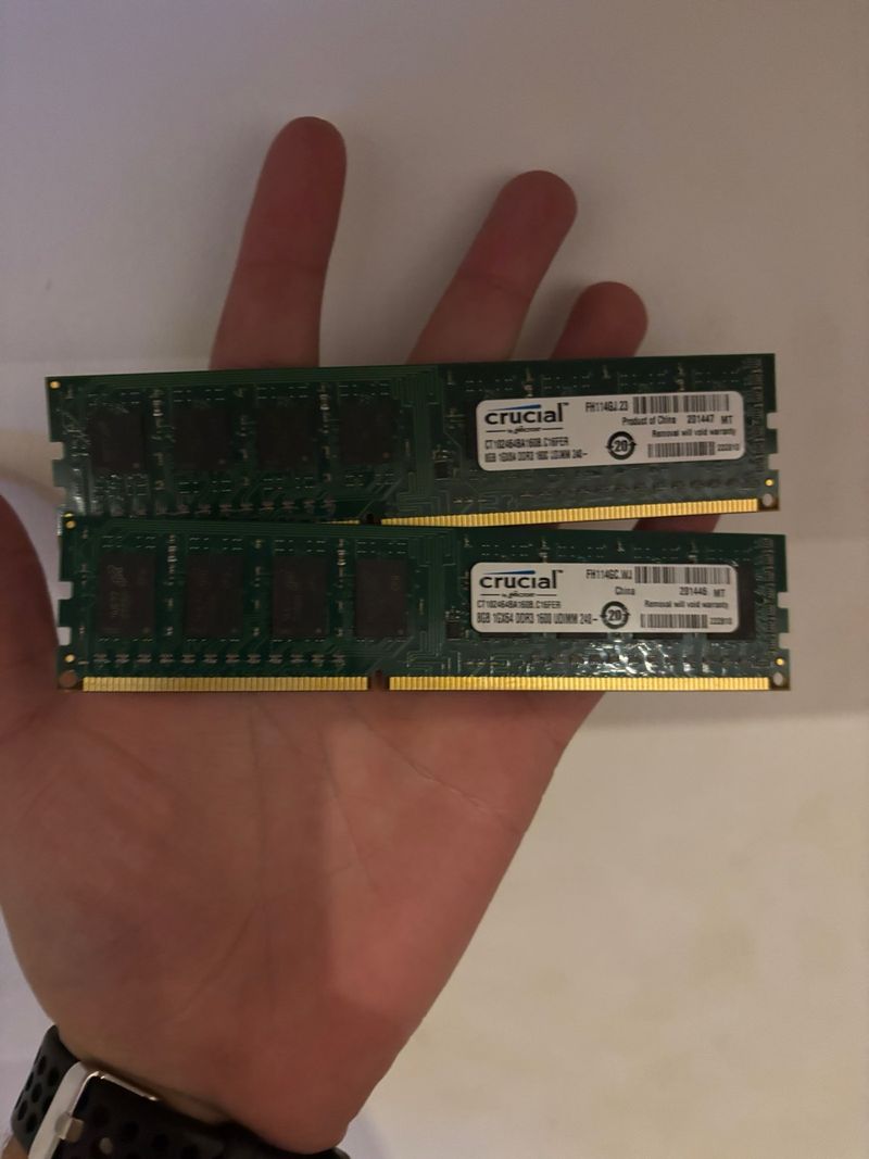 16gb  DDR3 Crucial RAM