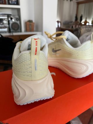 Nike Vomero ZoomX Zapatillas Deportivas