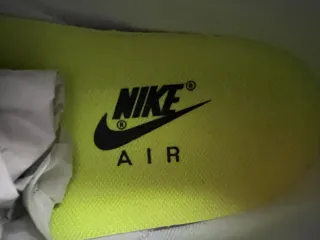 Nike Air Max 95 Gris y Verde