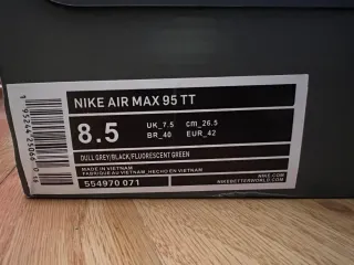 Nike Air Max 95 Gris y Verde