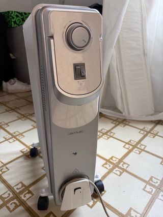 Radiador Eléctrico Grande Blanco