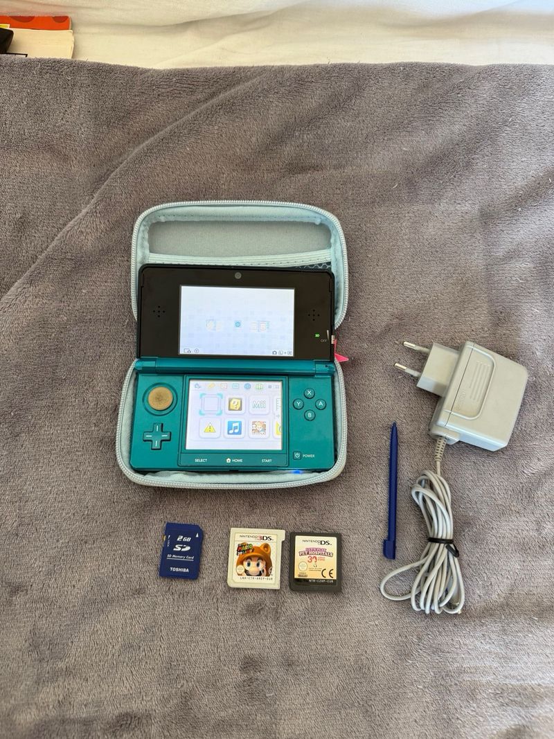 Nintendo 3DS Azul/Verde con Accesorios afbeelding 3
