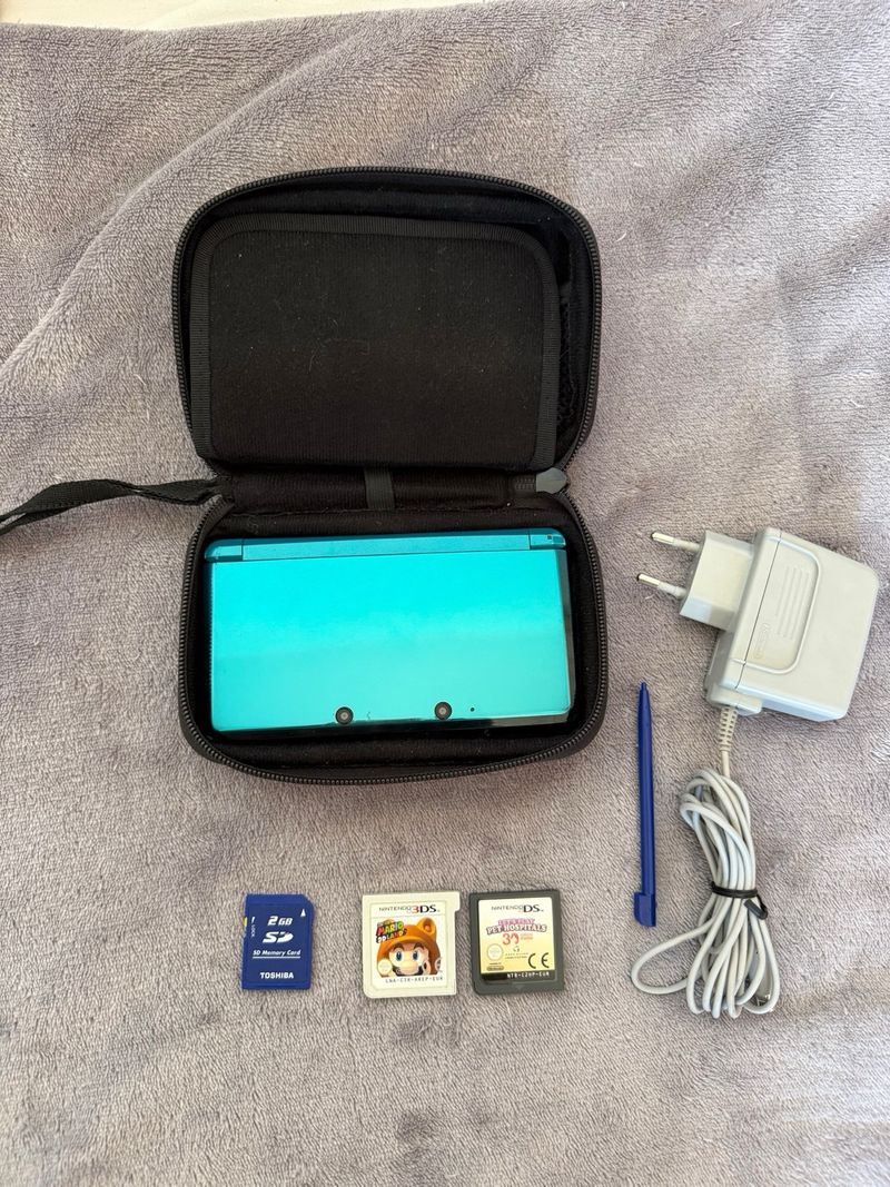 Nintendo 3DS Azul/Verde con Accesorios afbeelding 4