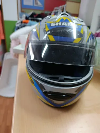 Casco de moto Shark gris y azul talla S