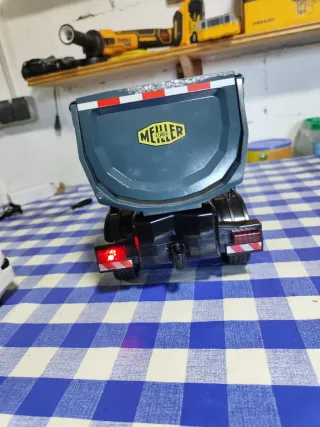 Camión Mercedes Benz AROCS Metal RC