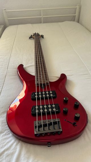 YAMAHA TRBX305 Bajo Eléctrico Rojo