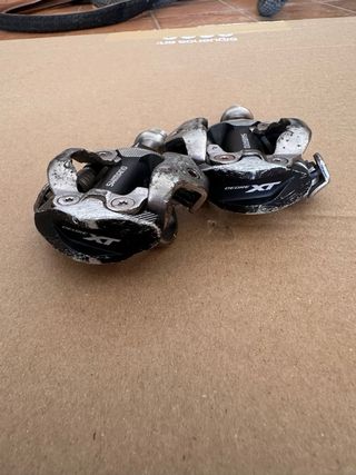 Pedales Shimano XT M8100 XC