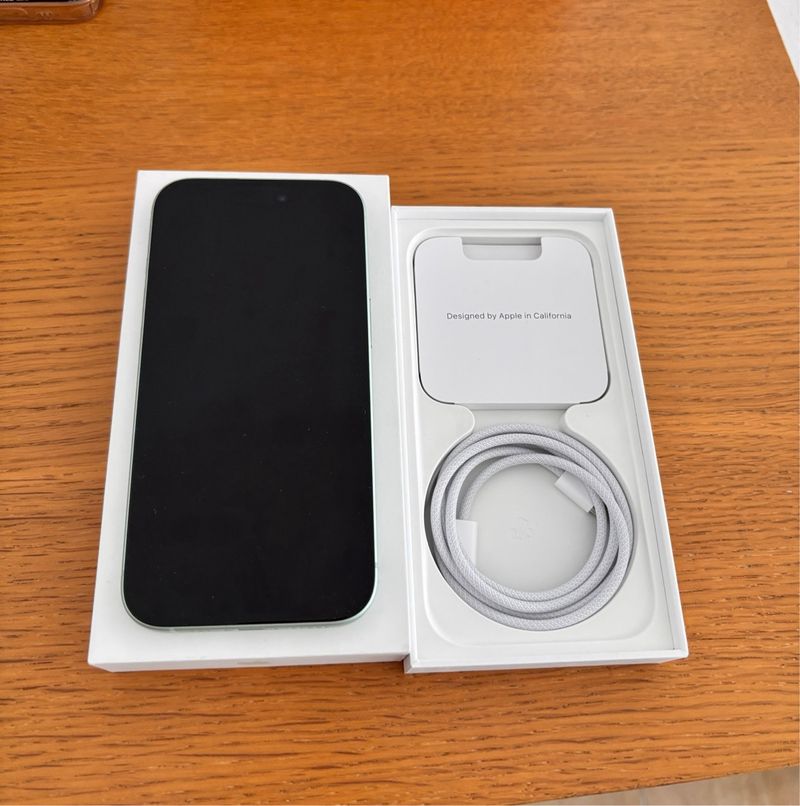 iPhone 15 128GB Verde afbeelding 4
