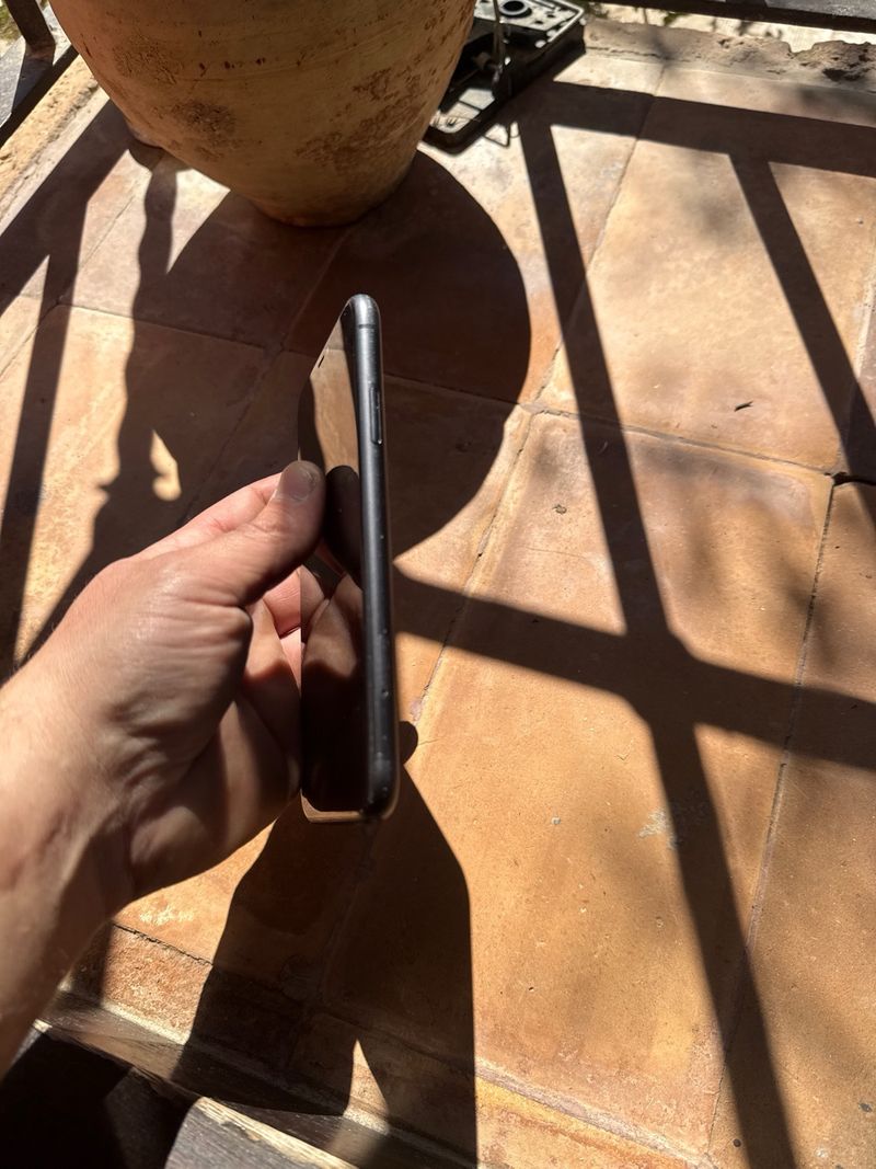 iPhone 11 Negro afbeelding 4