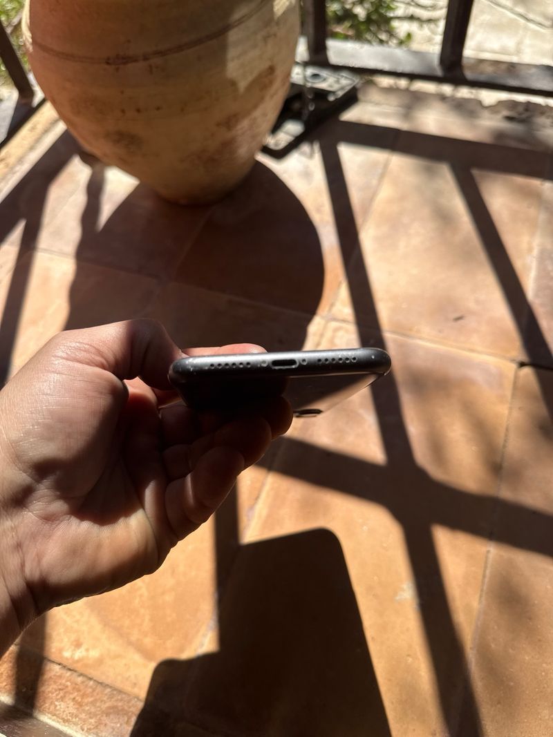 iPhone 11 Negro afbeelding 5