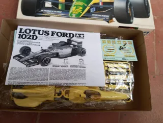 Maqueta Tamiya Lotus Ford 102D Hakkinen